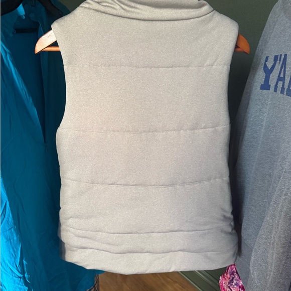 Savvi Gray/taupe Puffer Vest - Picture 4 of 5